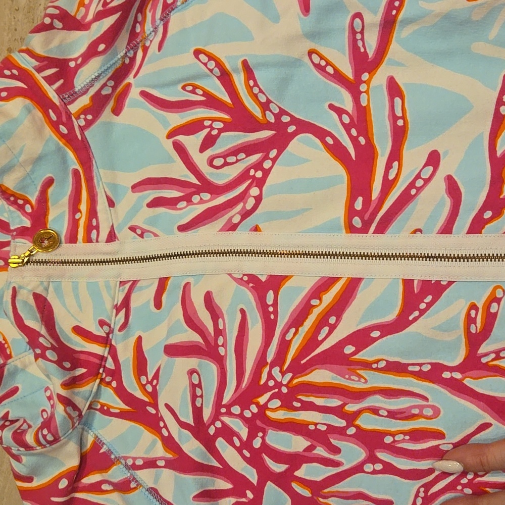 Lilly Pulitzer Ocean Blue/Pink Coral Design Print Half-Zip Popover Sweatshirt - Picture 4 of 11